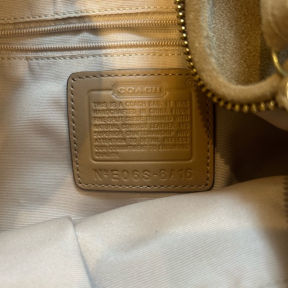 Coach suede handbag. - Picture 6 of 12